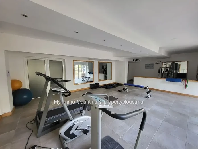 Penthouse 3 chambres 50 mètres de la plage