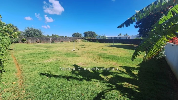 Residential land of 1,200 m² in one the most sought-after residential areas in the north