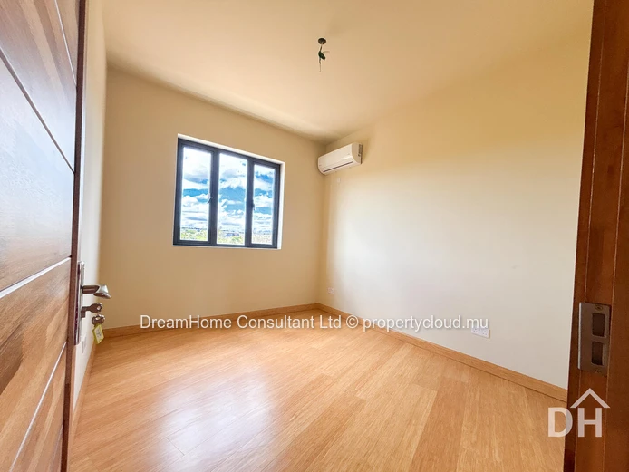 Luxury Penthouse at Creek 3