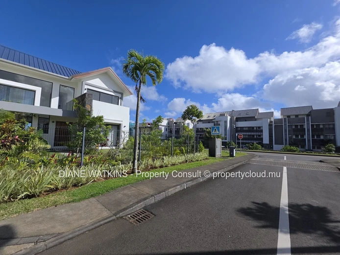 For Sale - Smart City Land in Helvetia, Moka