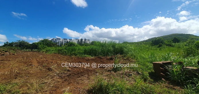 Terrain de 1 Arpent à Vendre – Sodnac