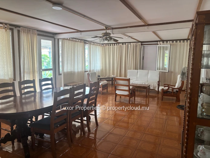 For rent 3 bedrooms apartment – Peaceful and Green Living in Albion