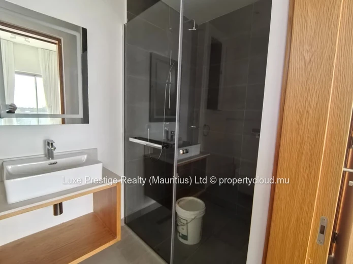 Penthouse de Luxe de 2 Chambres à Vendre à Pereybère, Île Maurice | Terrasse Rooftop Privative de 55 m² | Propriété P...