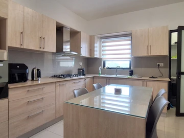 3 Bedroom Apartment