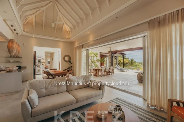 Villa contemporaine de quatre chambres au cœur du Domaine de Bel Ombre