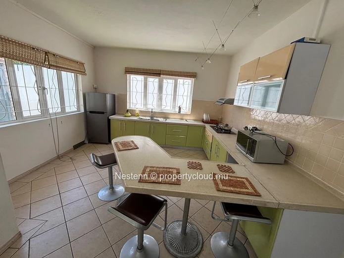 Charmante villa duplex traditionnelle avec 4 chambres