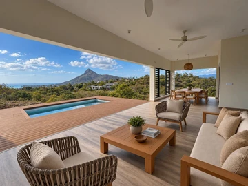 4 Bedroom Villa