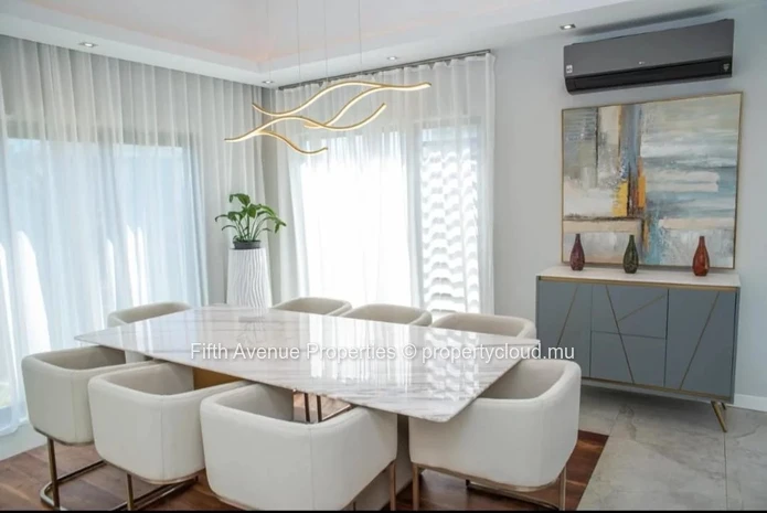 Flic En Flac - Villa De Prestige De 4 Chambres