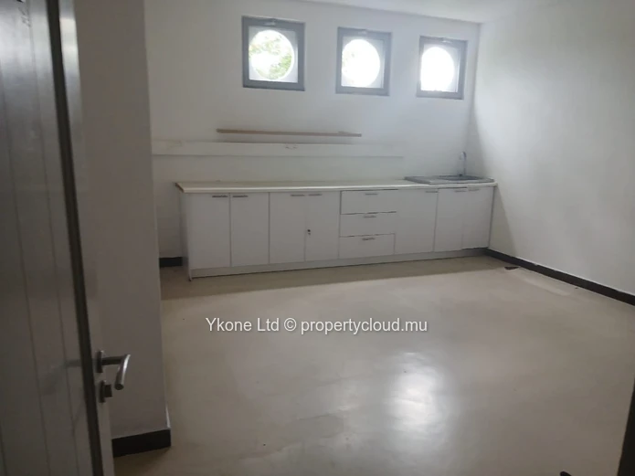 Commercial Space For Rent In Black River