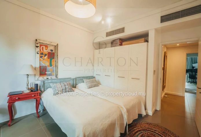 The luxury of a private garden, the freedom of an apartment