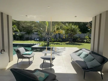 4 Bedroom Villa