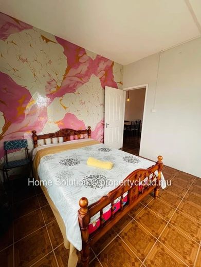  Charming 3-bedroom apartment