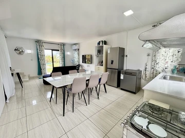 2 Bedroom Townhouse, Duplex