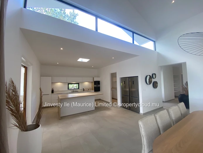 resale luxury penthouse belle vue Harel Mauritius 1.57 M€