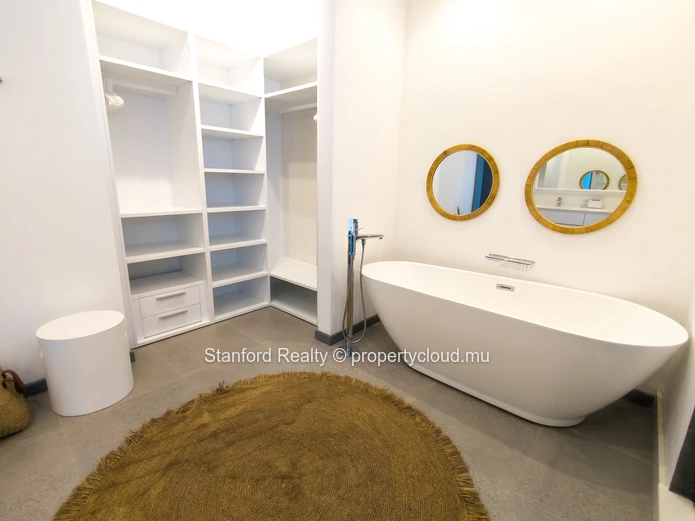 Villa à louer - 4 chambres avec salle de bain attenante, villa avec vue sur la mer, St Antoine, côte nord