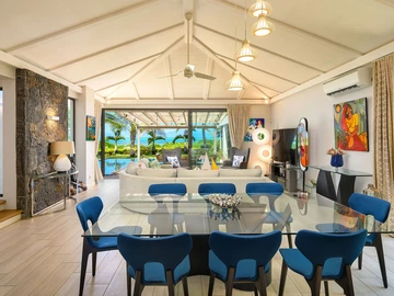 4 Bedroom Villa