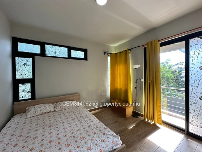 Cozy 2-Bedroom Apartment in the Heart of Trou-aux-Biches