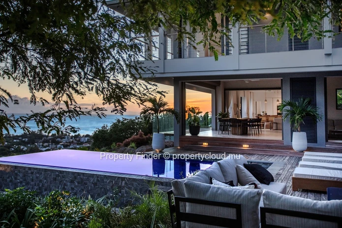 Luxurious 4-Bedroom Villa with Breathtaking Le Morne Views