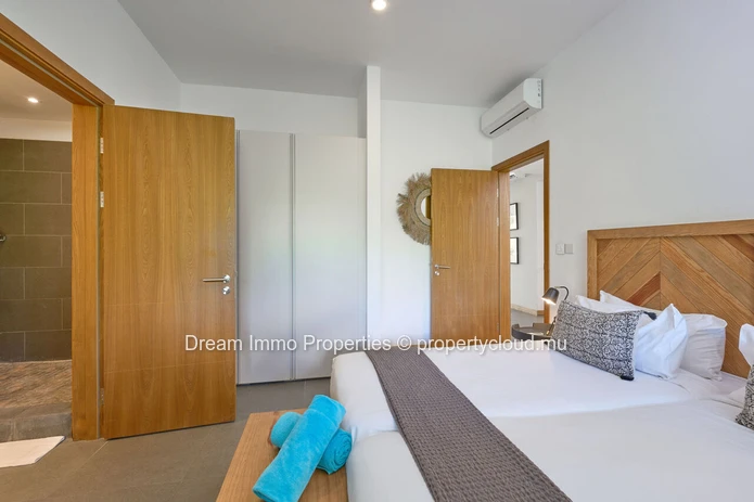  Elegant Furnished 3-Bedroom Apartment With Hotel Access In Grand Gaube - Mauritius
