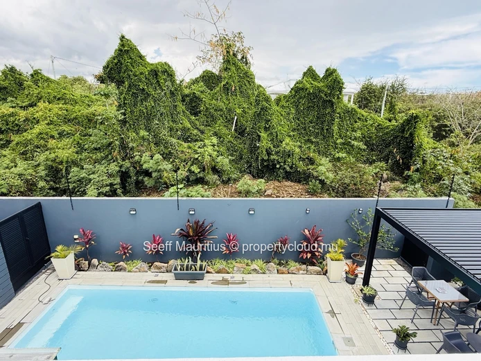 Villa Contemporaine 3 Chambres à Calodyne 