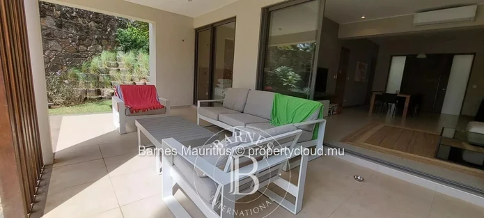 POINTE AUX CANONNIERS - Ground Floor Apartment - 3 Bedrooms
