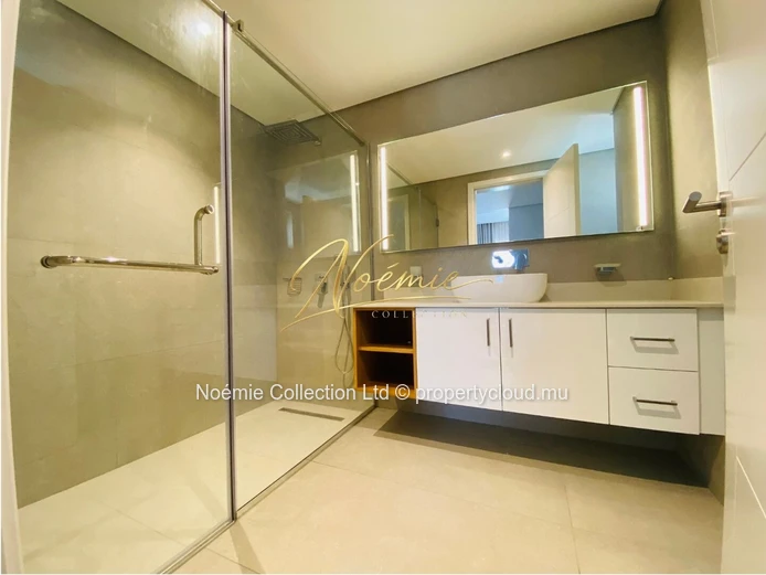Furnished 2-Bedroom Apartment for Rent in Pereybere with Pool