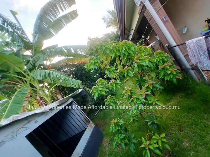 House for Sale at Bois Pignolet, T. Rouge at MUR 8Million