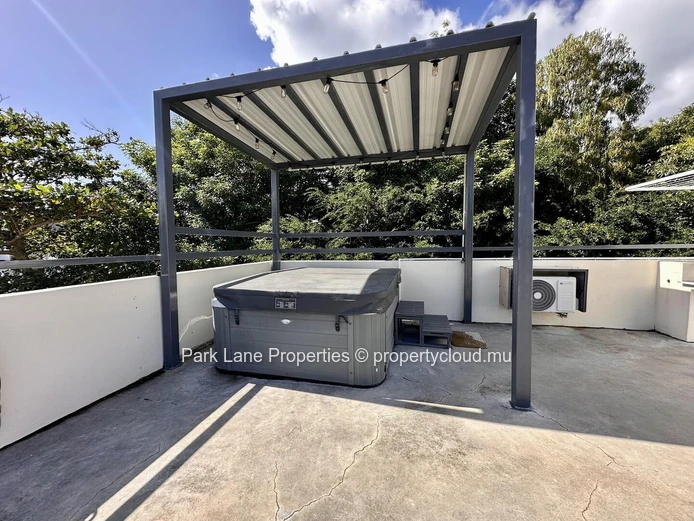 Appartment à vendre à Poste Lafayette.