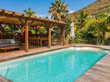 4 Bedroom Villa