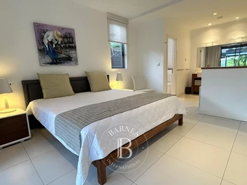 4 Bedroom Apartment