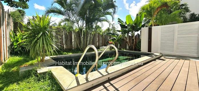 Superb duplex of 177 m², furnished and equipped, in Grand Baie