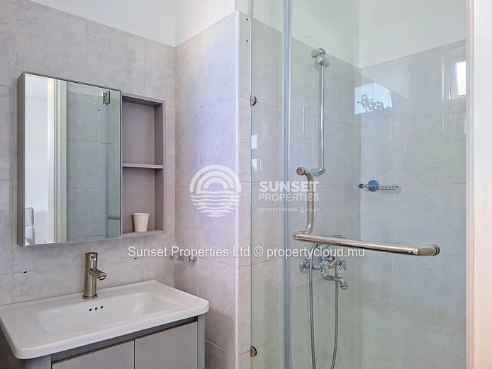 Renovated Penthouse | 3 Bedrooms | Quiet Residential Neighborhood