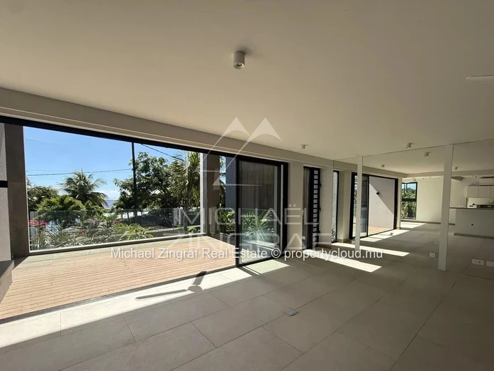 Exceptional Duplex in Pointe aux Canonniers