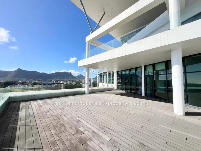 732m² Premium Office for Sale – Ebene Cybercity – 13th Floor