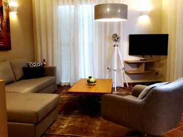 2 Bedroom Townhouse, Duplex