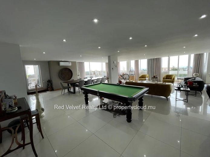 Luxury Duplex Penthouse – 570sqm Interior with 165sqm Rooftop Terrace & Mountain Views