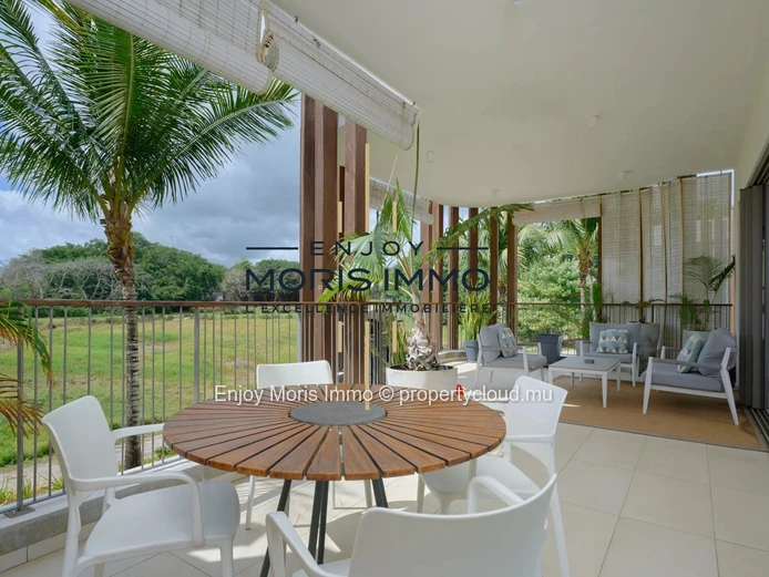 Apartment for sale – Mont Choisy Golf – Mauritius – Golf view – 2 bedrooms – Luxury Residence