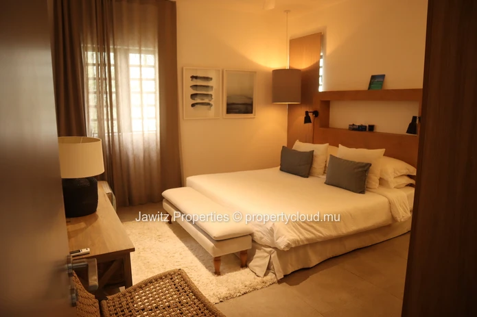 Effortless Island Living: Sea View 3 Bedroom Apartment