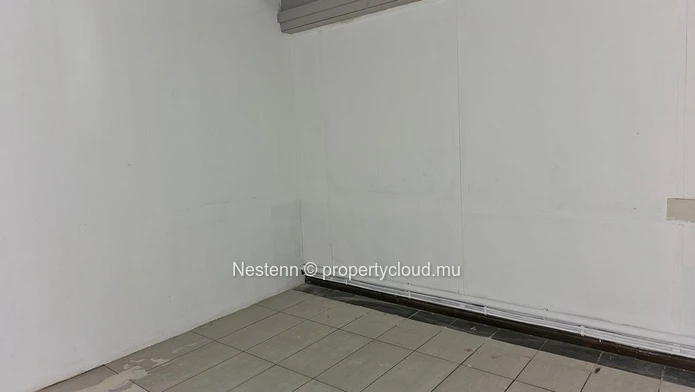 Espace commercial de 175m²