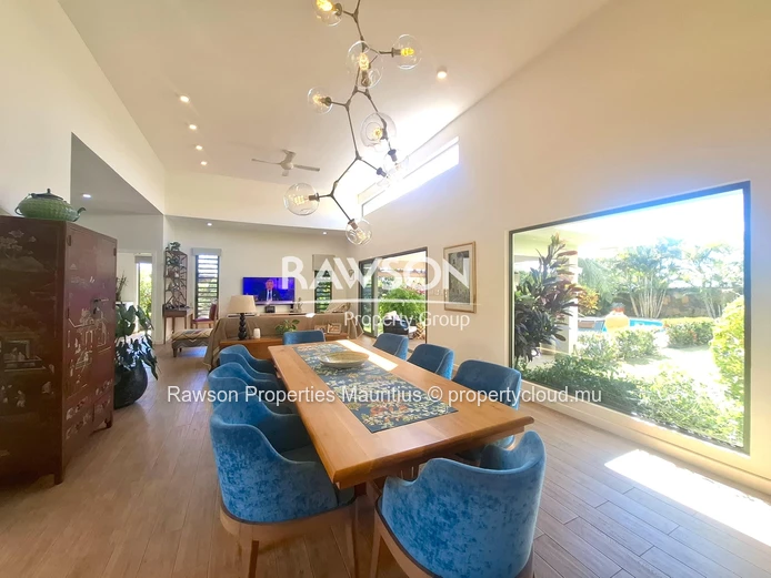Résidence De Luxe Avec Jardin Tropical Et Piscine - Balaclava