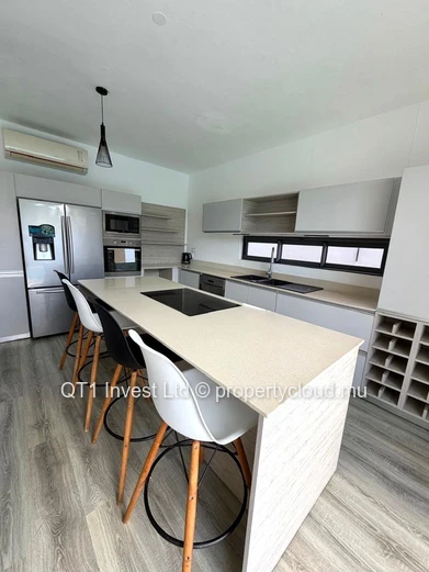 Stunning modern villa un Grand Baie