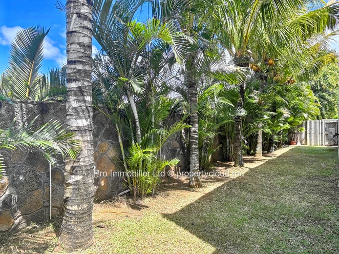 Fully furnished townhouse in Bois Chandelle, Mont Choisy.North