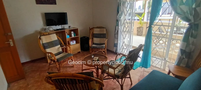 Rivière Noire La Preneuse unfurnished 3 bedroom house. Terrace. Swimmingpool. Garage. Plot of land 310 sqm. (Sole Mandate)