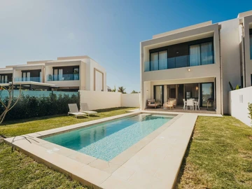 3 Bedroom Townhouse, Duplex