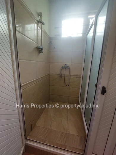 Bel appartement moderne à louer
