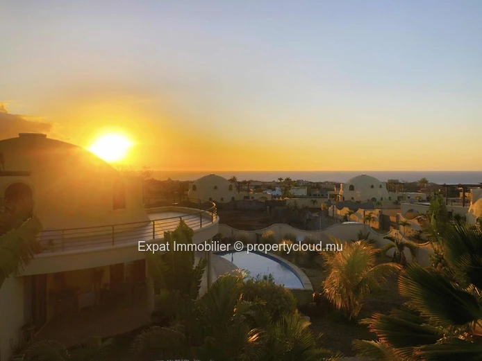 Stunning 3-Bedroom Villa with Private Pool – Les Dômes d’Albion