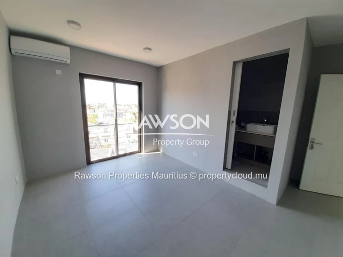 Penthouse d’Exception avec Vue Panoramique à Flic en Flac
