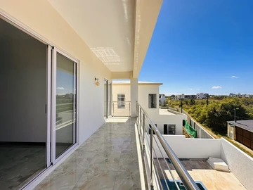5 Bedroom Villa
