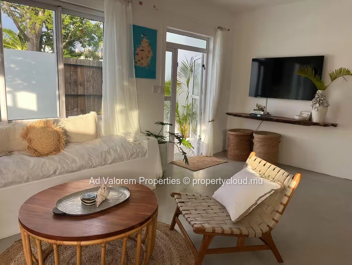 For Sale – Furnished Duplex with Private Pool, just 400m from Bain Boeuf Beach