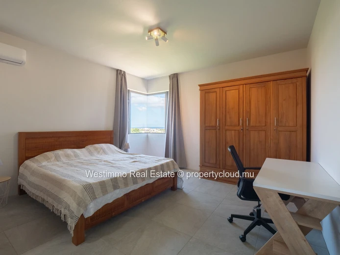 Furnished apartment for rent in Flic en Flac with rooftop